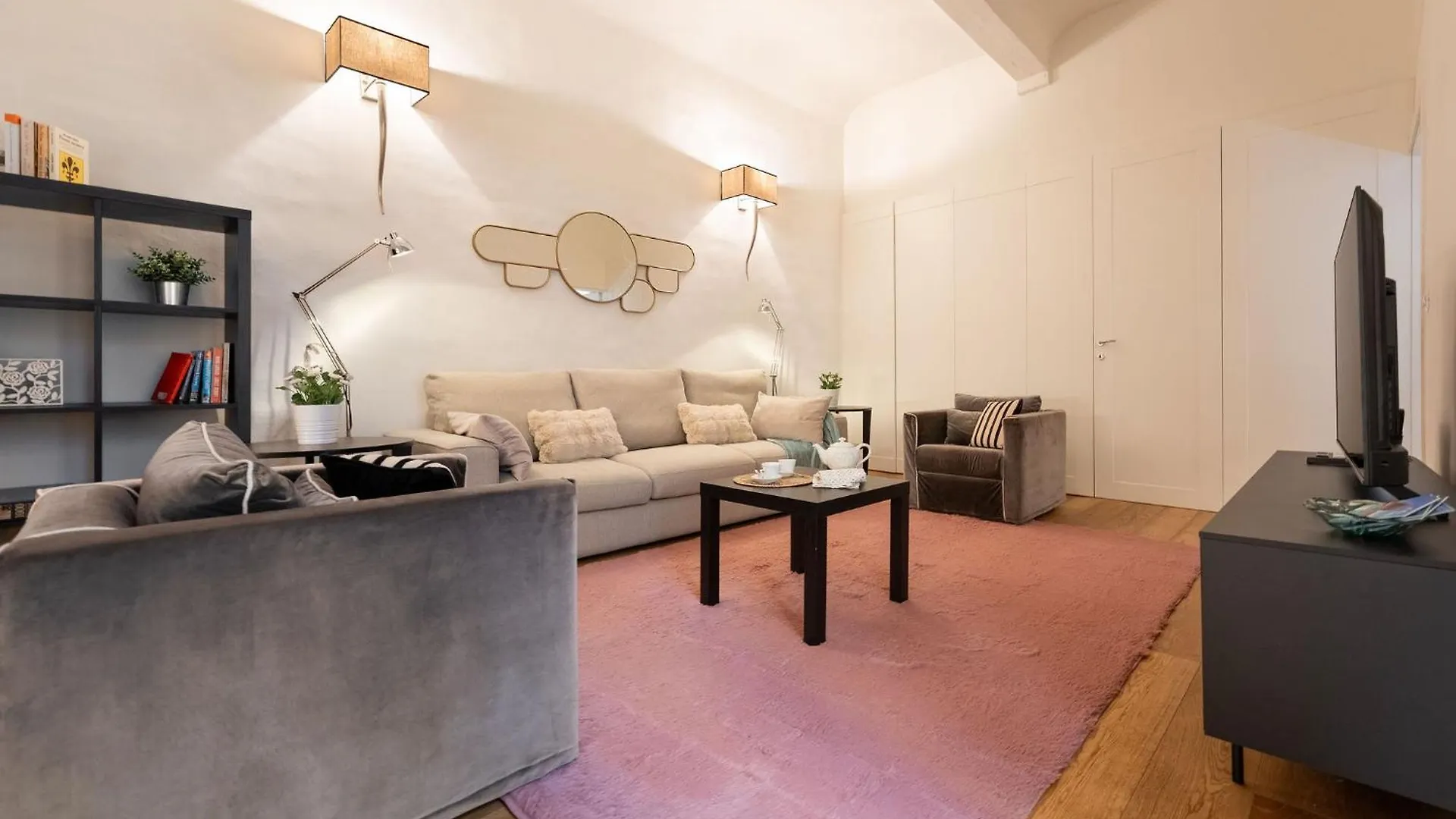 Tb-One Bedroom Luxury Apartment In The Fashion District Florence 0*,