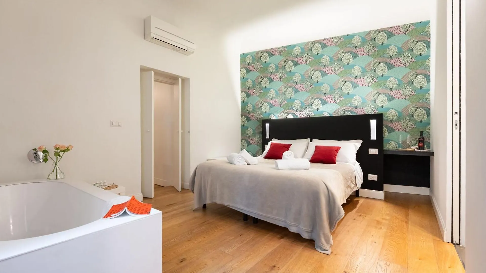 Tb-One Bedroom Luxury Apartment In The Fashion District location