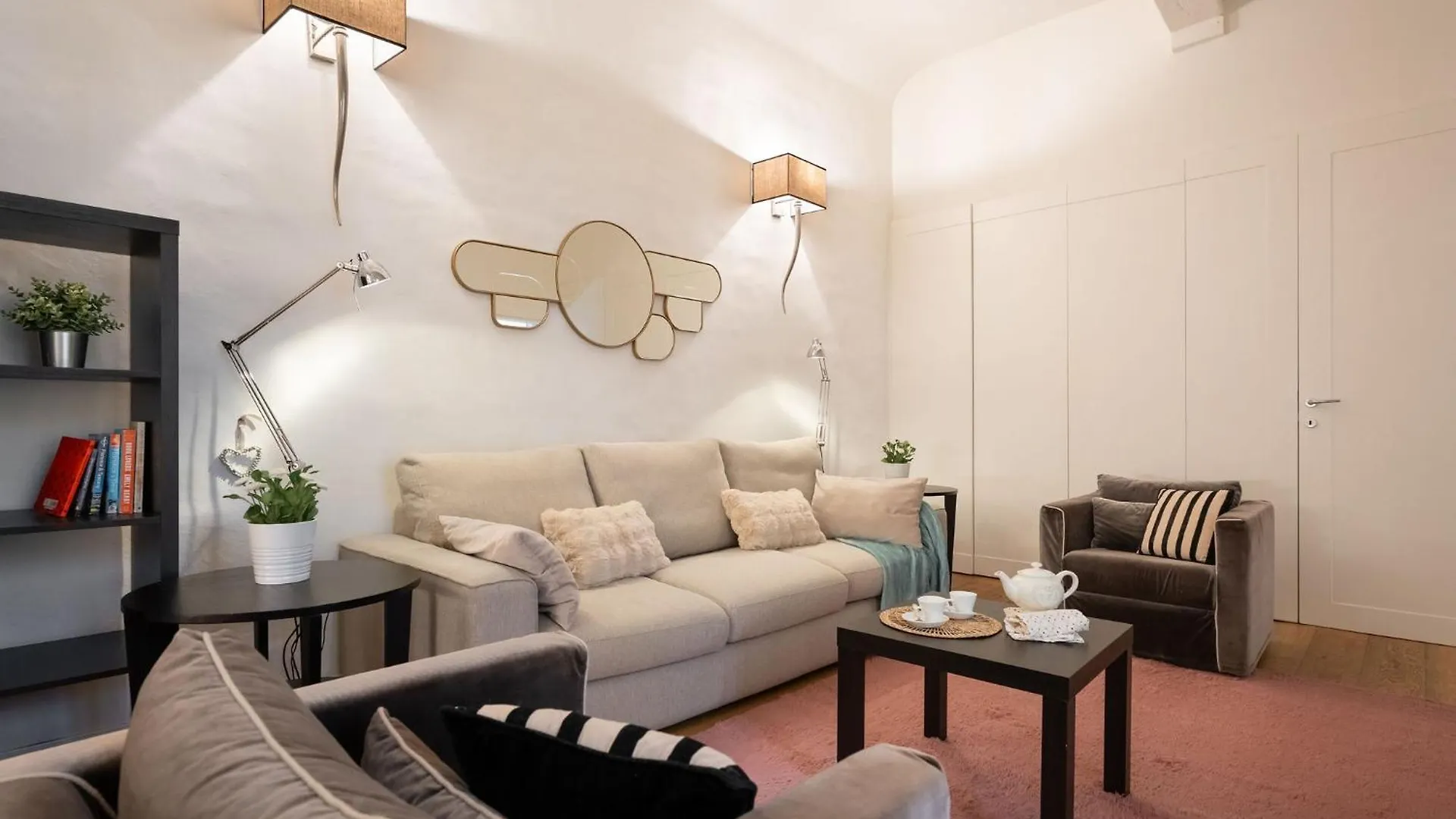 Tb-One Bedroom Luxury Apartment In The Fashion District Florence